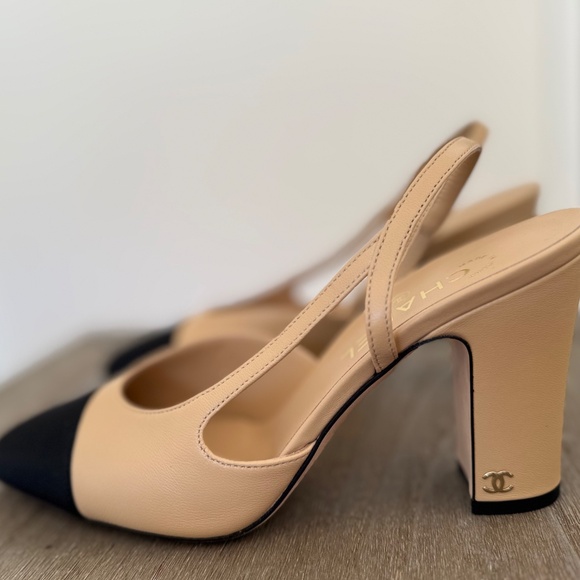 COCO SLINGS CHANEL Color: BEIGE/NOIR Size: 39H Price: - Picture 4 of 7